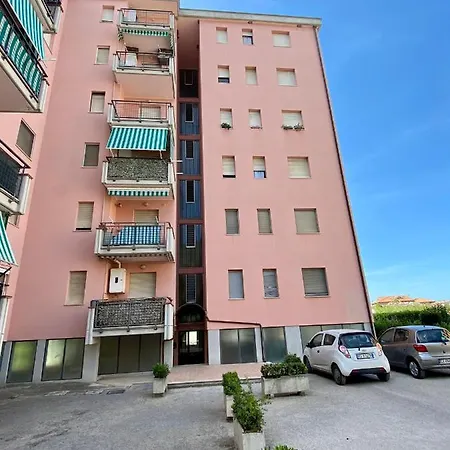 Diciannove Apartment *